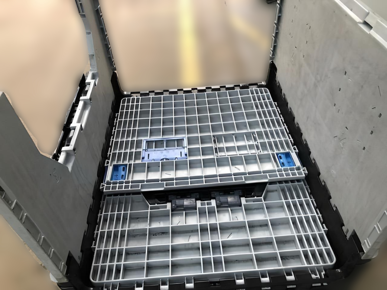 GLT Mehrwegbehälter Palettenbox Großraumladungsträger 710 Liter - 120 x 100 x 97,5 cm GLT Mehrwegbehälter Palettenbox Großraumladungsträger 710 Liter - 120 x 100 x 97,5 cm